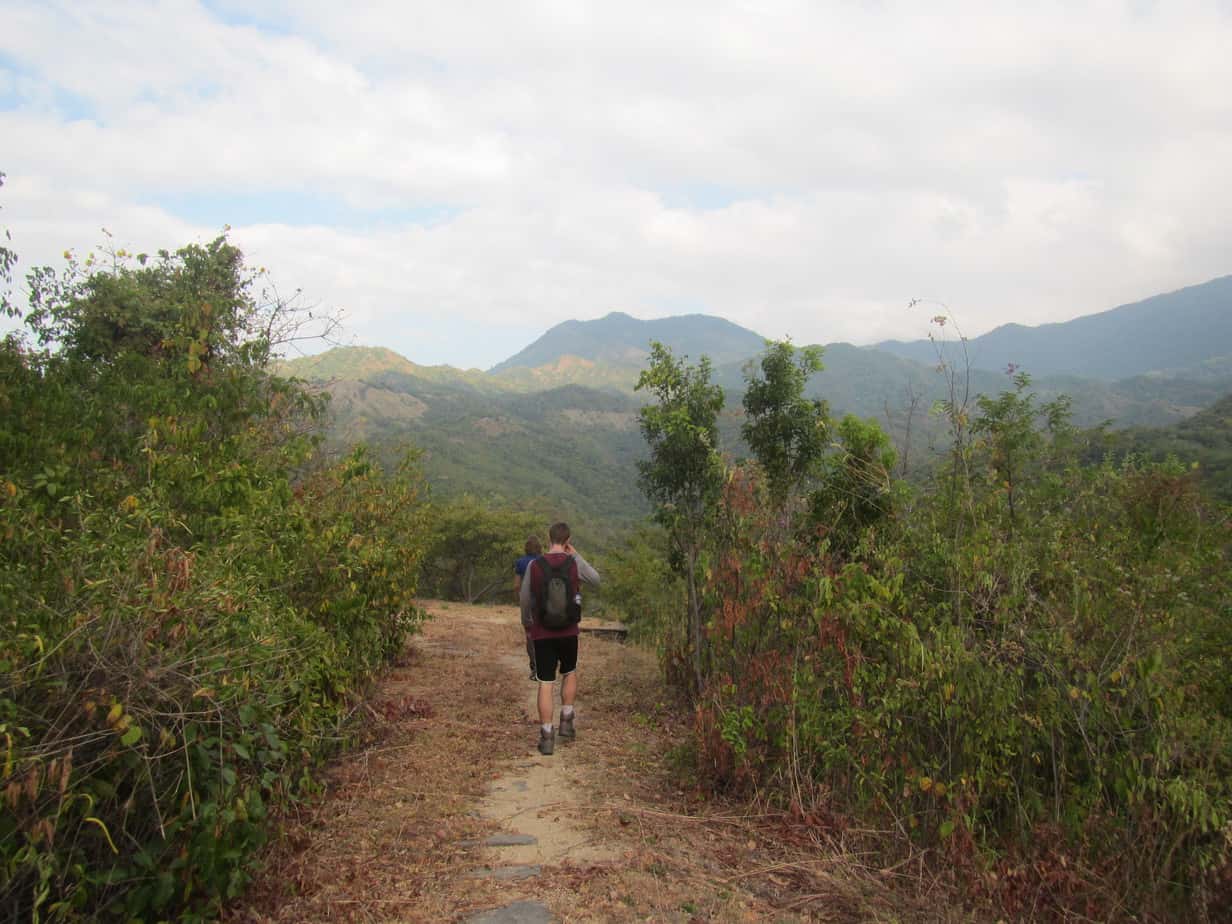 TWW 035: Deciding on & Planning a Trip